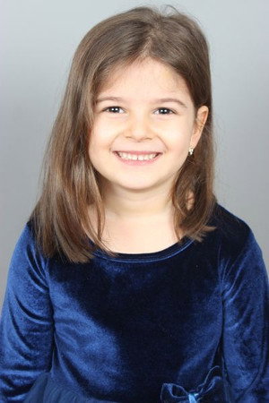 Actor Meryem Mina Göktaş in Leyla: Hayat Aşk Adalet