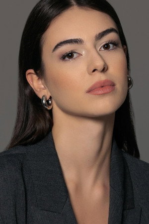 Actor Selin Soydan in Evlilik Güzeldir