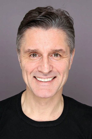 Actor Hazım Körmükçü in Evlilik Güzeldir